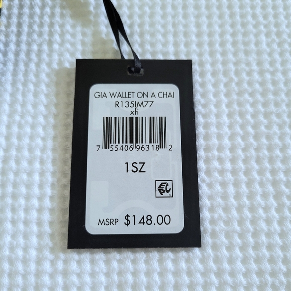 ✨️HP✨️ DKNY🗽 Gia Wallet On A Chain⛓ - NWT - Picture 16 of 16